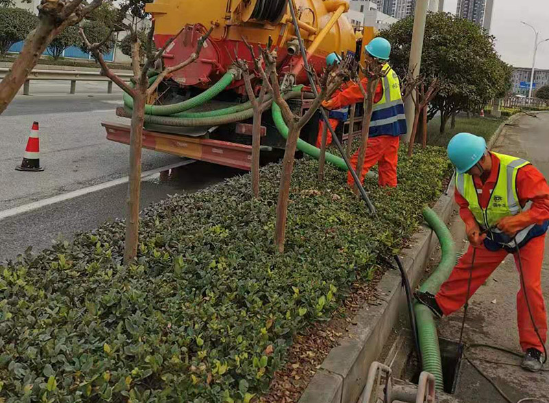 阜龙乡市政管道清淤
